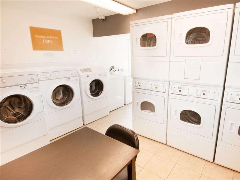 Sonesta Simply Suites Anaheim Гардън Гроув Екстериор снимка