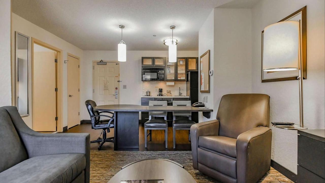 Sonesta Simply Suites Anaheim Гардън Гроув Екстериор снимка