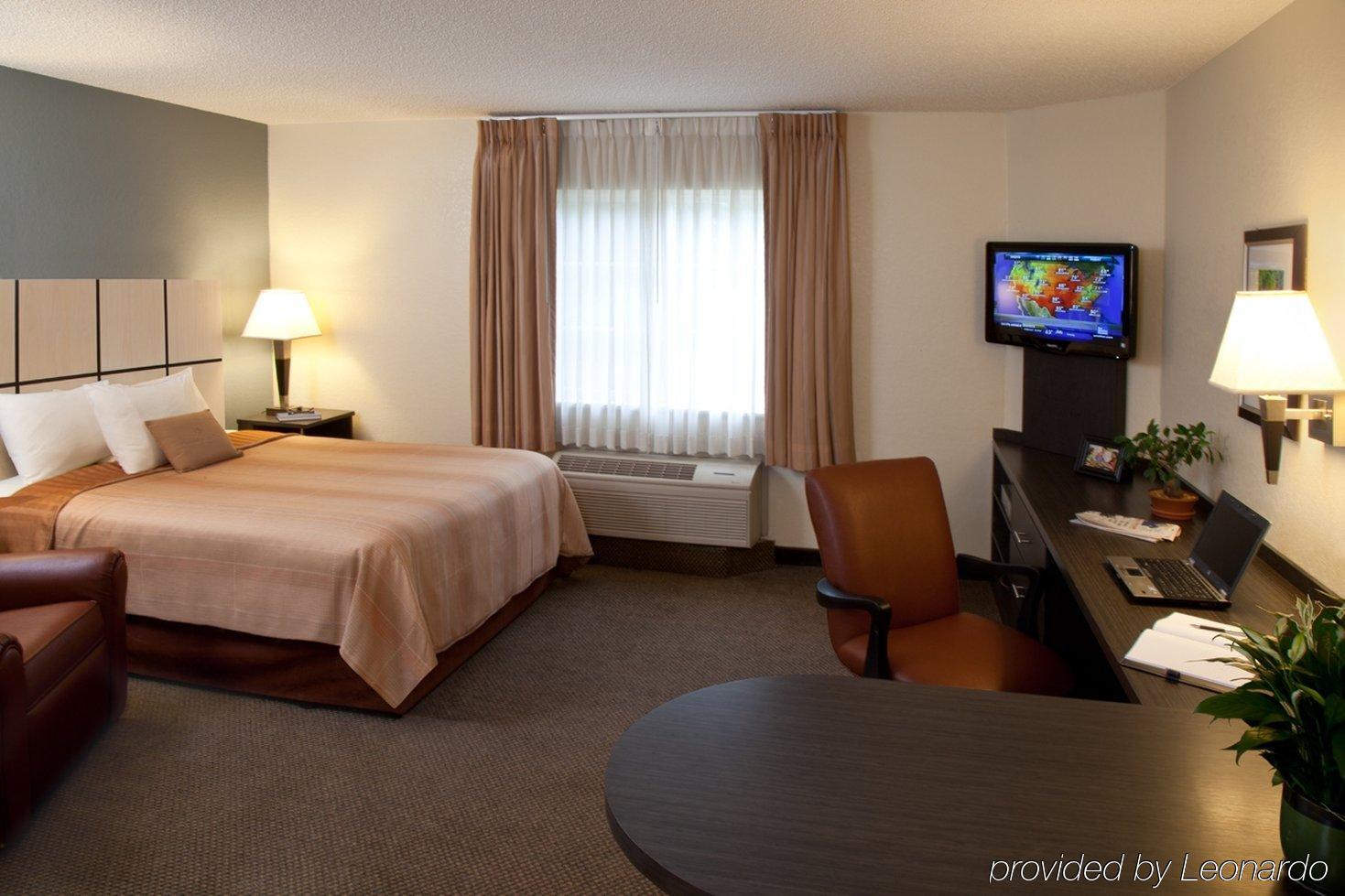 Sonesta Simply Suites Anaheim Гардън Гроув Стая снимка
