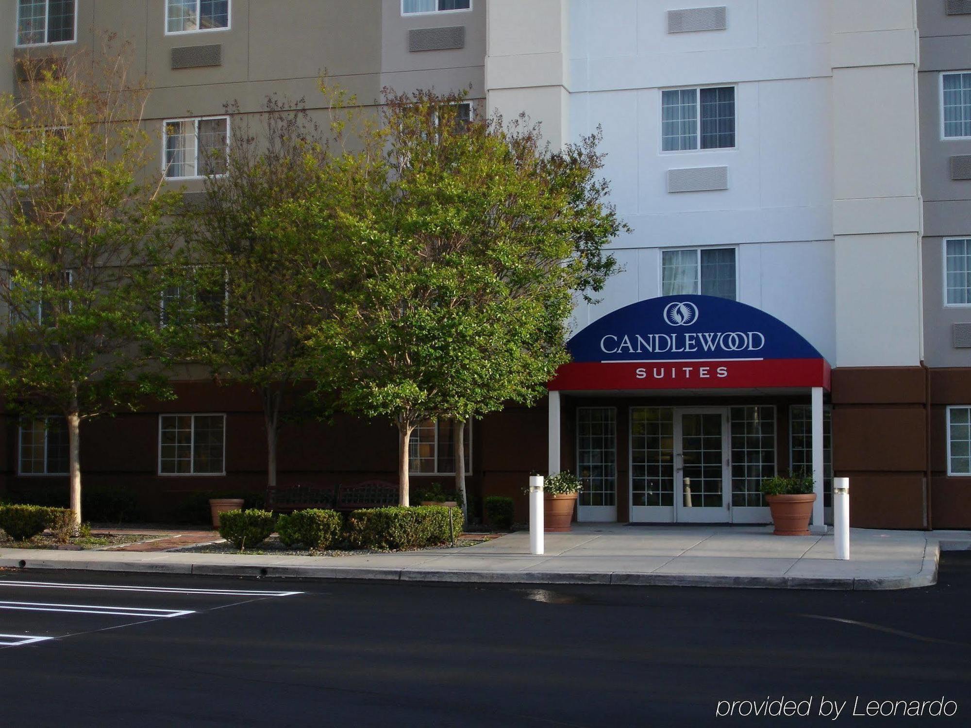 Sonesta Simply Suites Anaheim Гардън Гроув Екстериор снимка