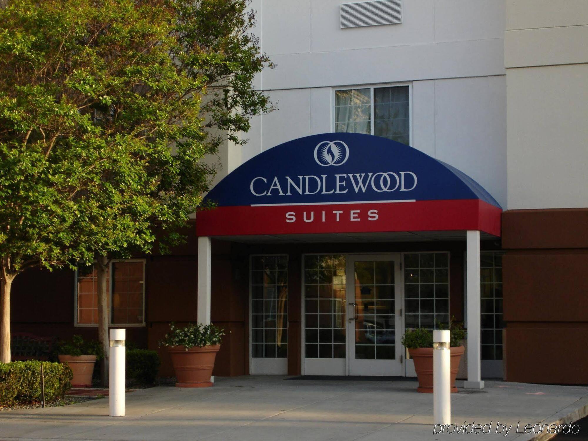 Sonesta Simply Suites Anaheim Гардън Гроув Екстериор снимка